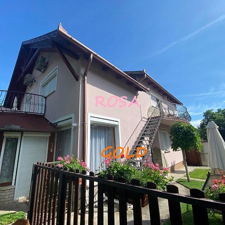 Do-Ti Apartmanhaz بالاتوليلّي المظهر الخارجي الصورة