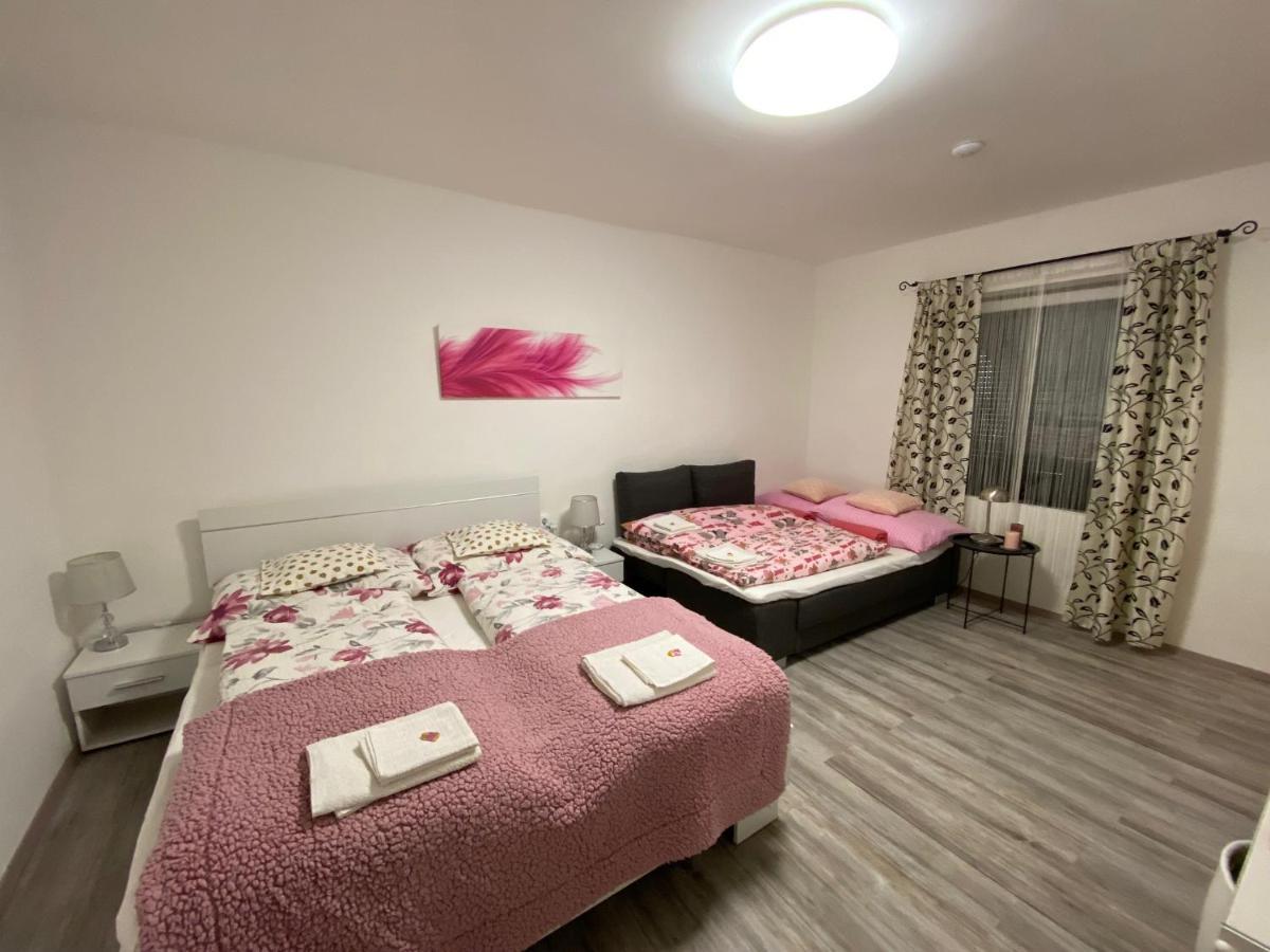 Do-Ti Apartmanhaz بالاتوليلّي المظهر الخارجي الصورة