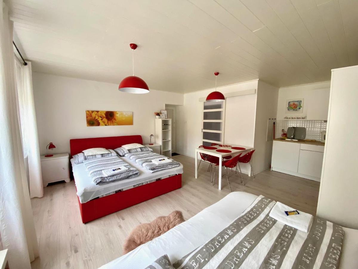 Do-Ti Apartmanhaz بالاتوليلّي المظهر الخارجي الصورة