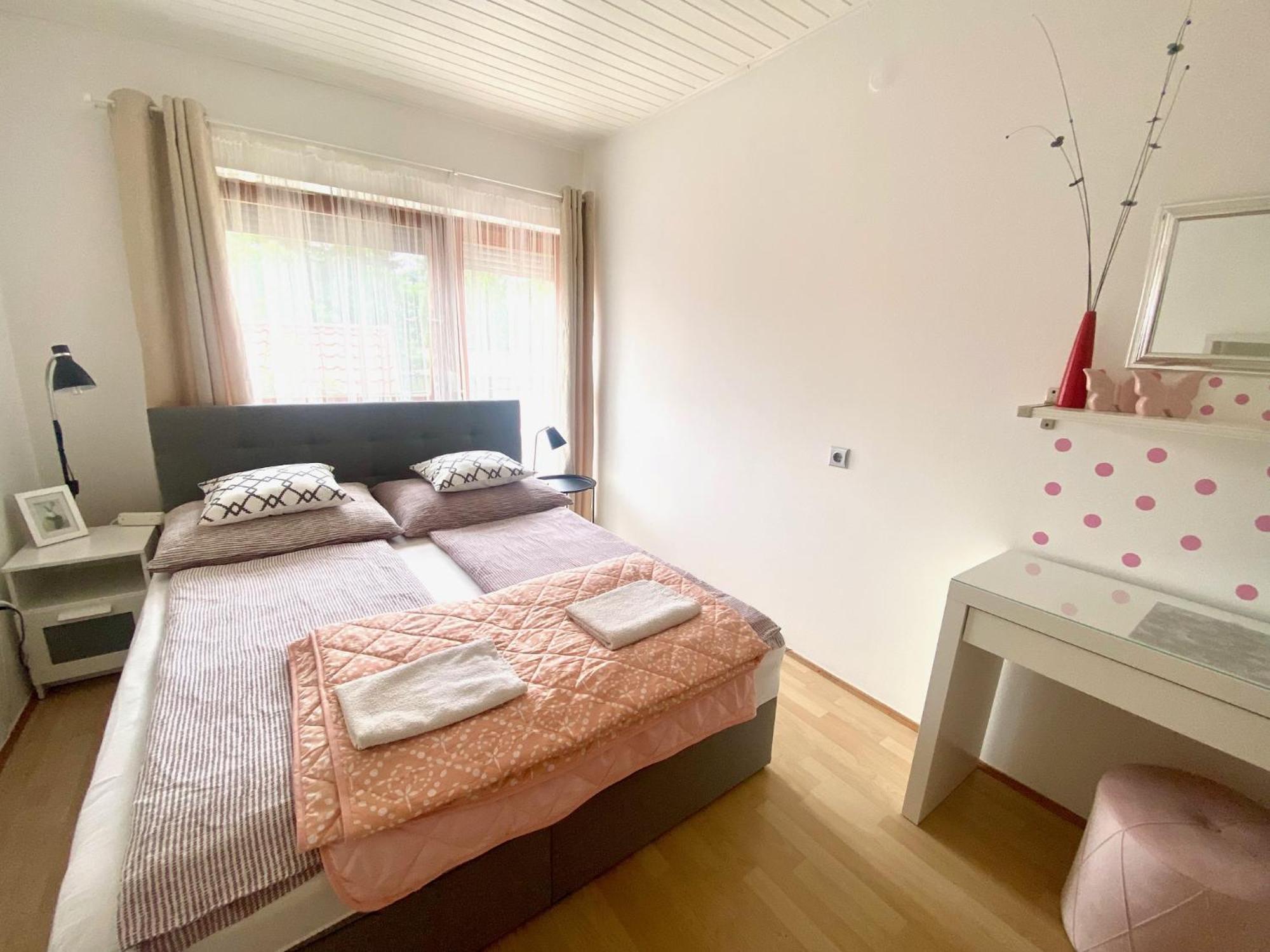 Do-Ti Apartmanhaz بالاتوليلّي المظهر الخارجي الصورة