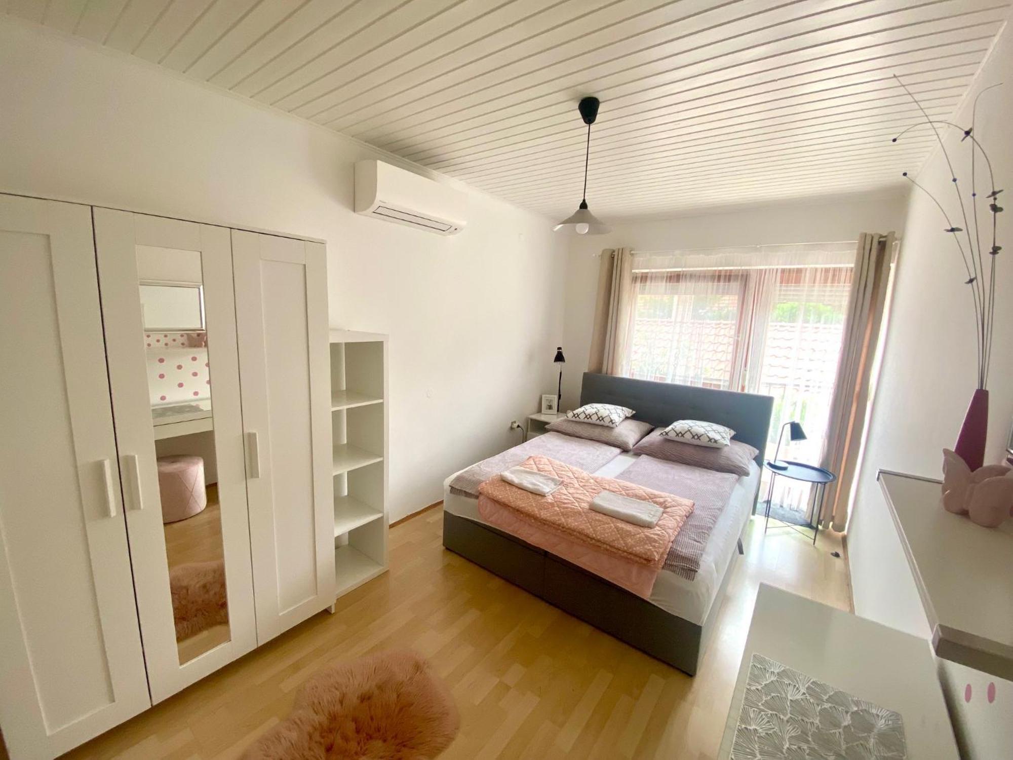 Do-Ti Apartmanhaz بالاتوليلّي المظهر الخارجي الصورة